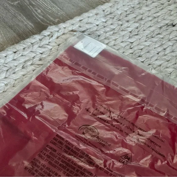 Pottery Barn Everywhere Velvet Pillow With Down Alternative Insert - Picture 4 of 4